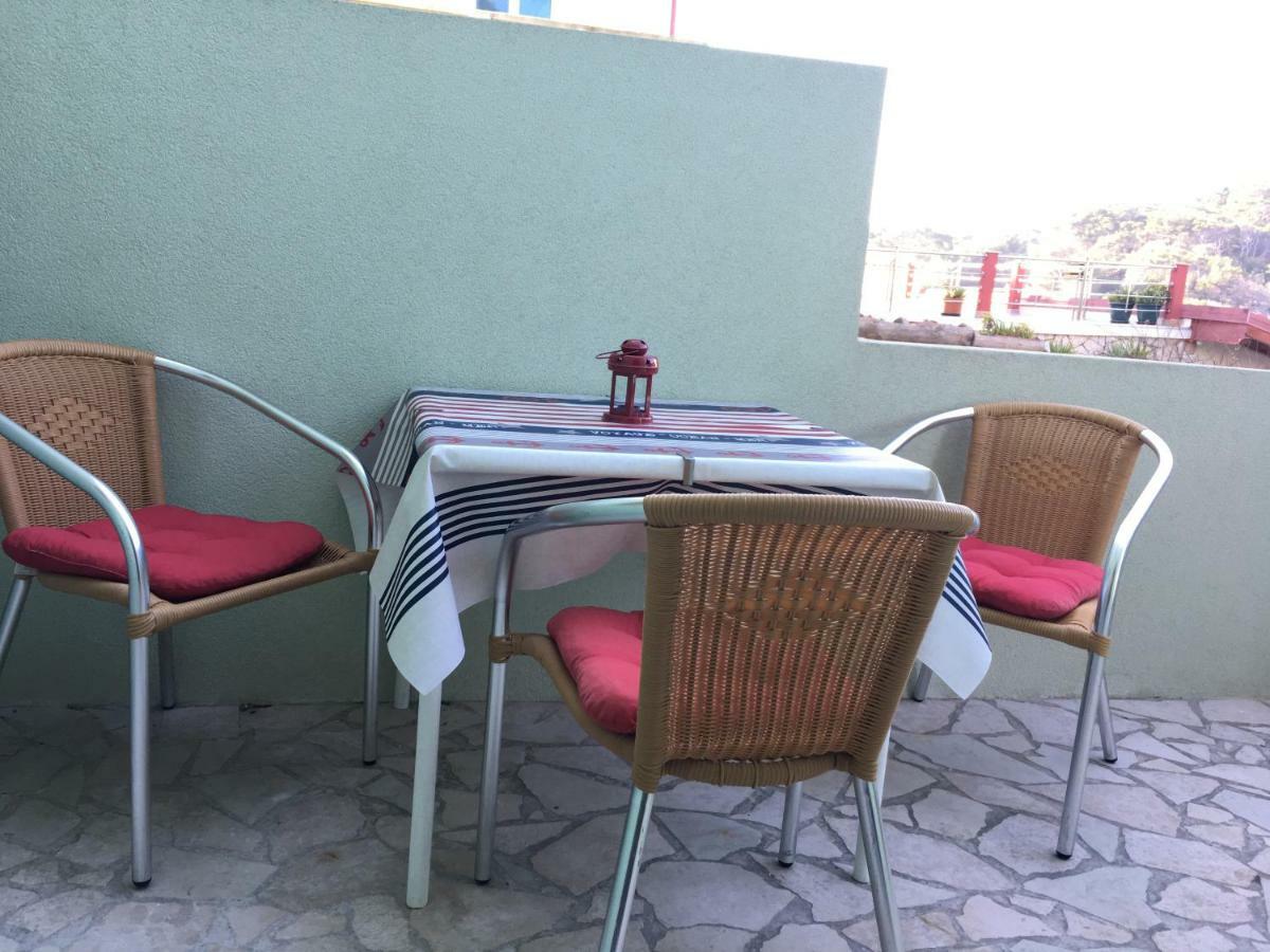 Apartment Rojal مالي لوشينغْ المظهر الخارجي الصورة